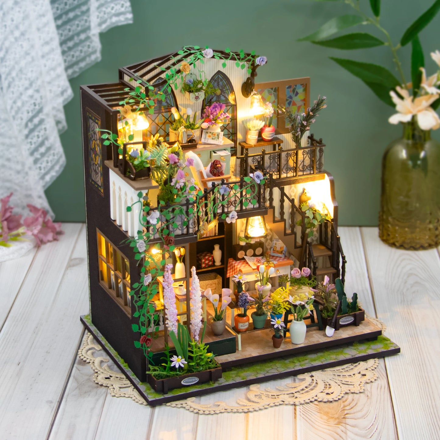 Flower´s House - DIY Wooden Miniature Model Kit Bookend Assembled Dollhouses With Furniture Home Decoration