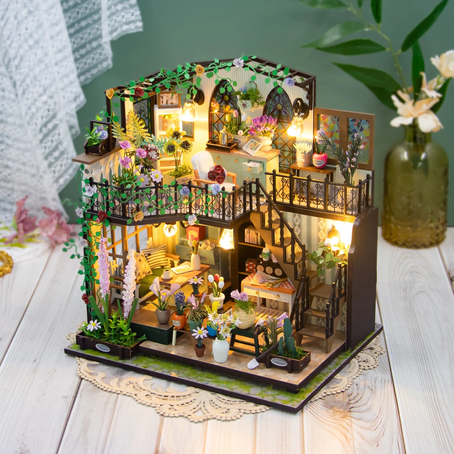 Flower´s House - DIY Wooden Miniature Model Kit Bookend Assembled Dollhouses With Furniture Home Decoration