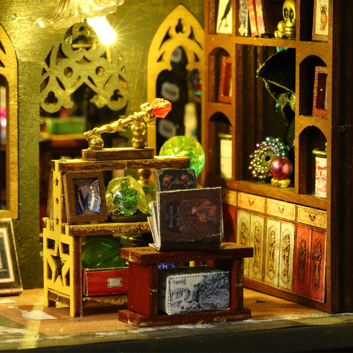 Mini Magic Doll House -  Kit Assembly Model Building DIY 3D Puzzle Toy Home Bedroom Insert Decoration, Wooden Ornaments